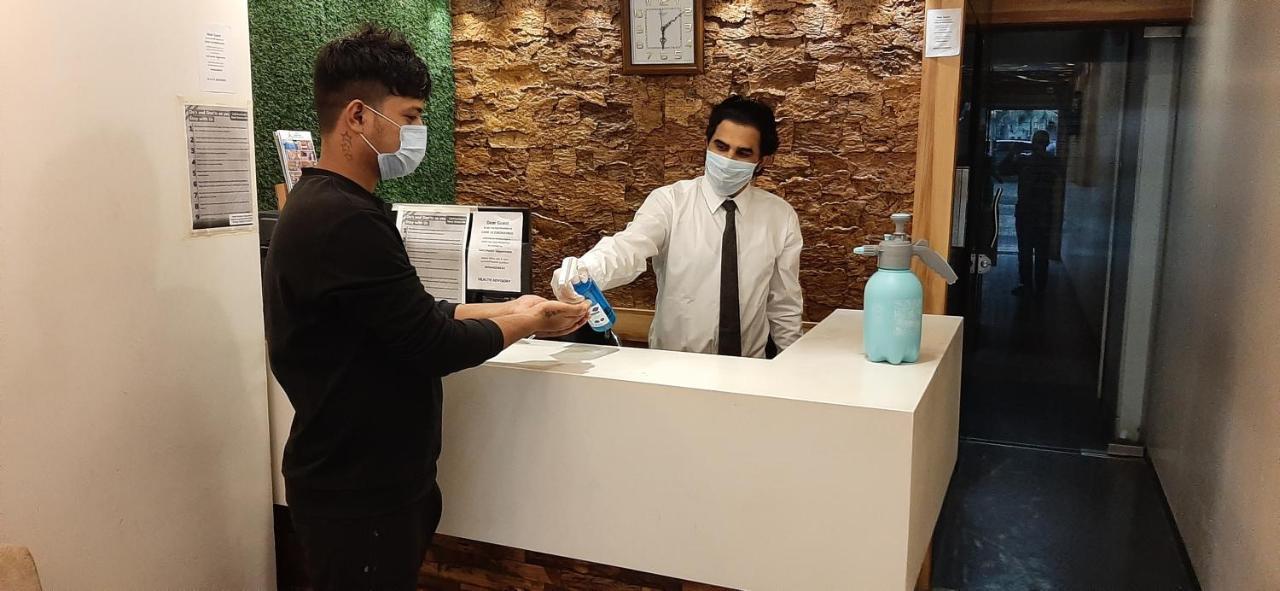 Hotel Amisha International Surat Luaran gambar